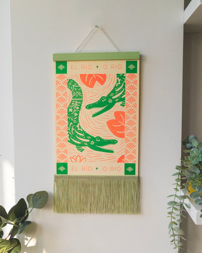 Hanging Fringed Frame - Pastel Green